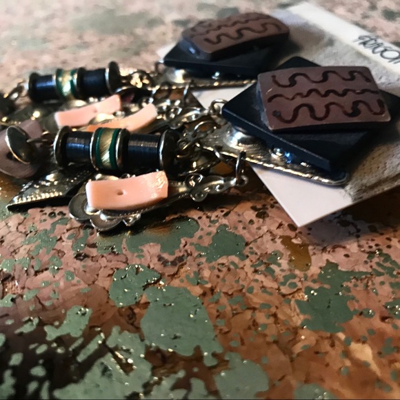 ARAGON MIXED MEDIA DANGLE EARRINGS NWT - Picture 8 of 11